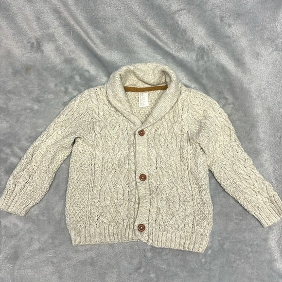 H&M - Cable knit button cardigan sweater. Size 2T - Picture 1 of 3